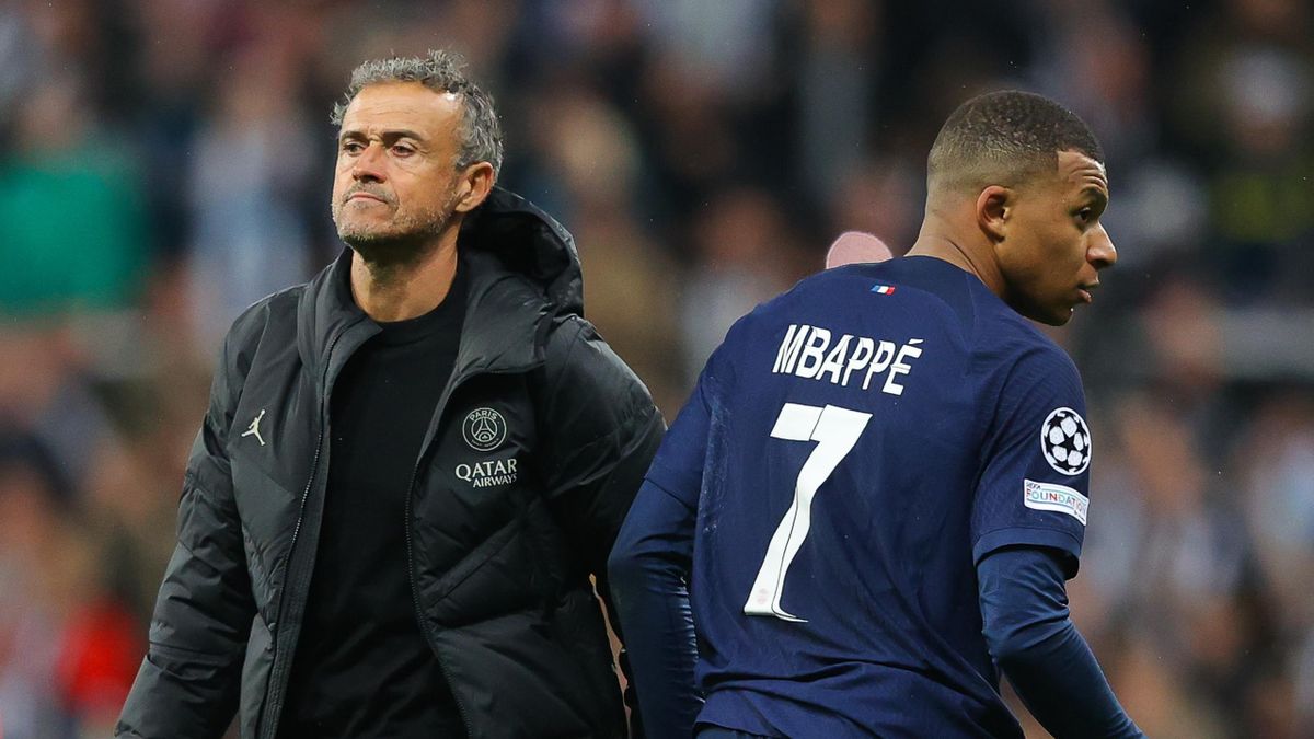 Kylian Mbappe Clashes With PSG Manager Luis Enrique